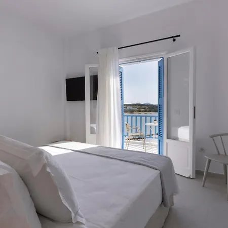 Kouros Village Andíparosz Póli