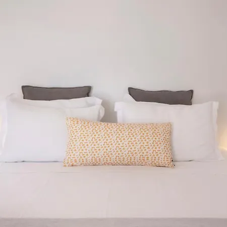 Kouros Village Hotel 3*