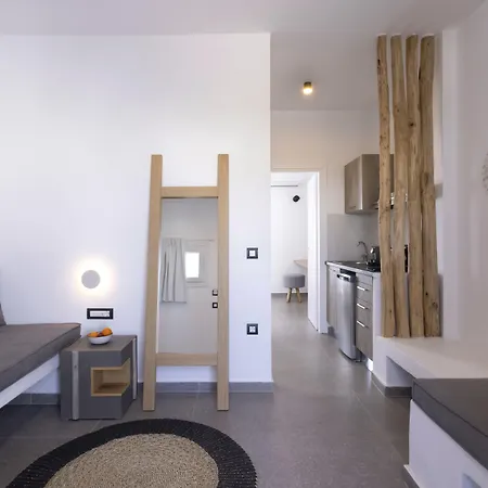 Kouros Village Szálloda Andíparosz Póli