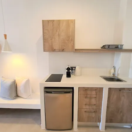 Kouros Village Otel 3*