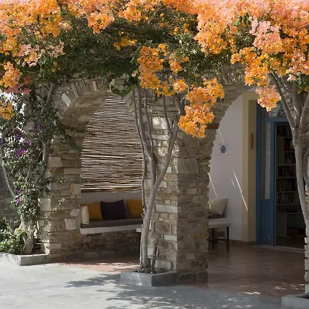 Hotel Kouros Village Antiparos Town