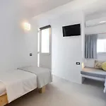Kouros Village Szálloda Andíparosz Póli