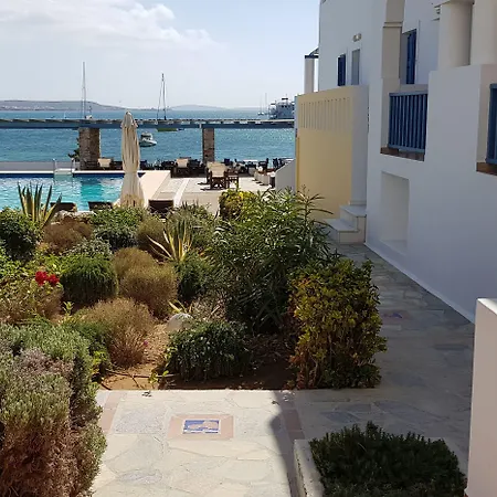 Kouros Village