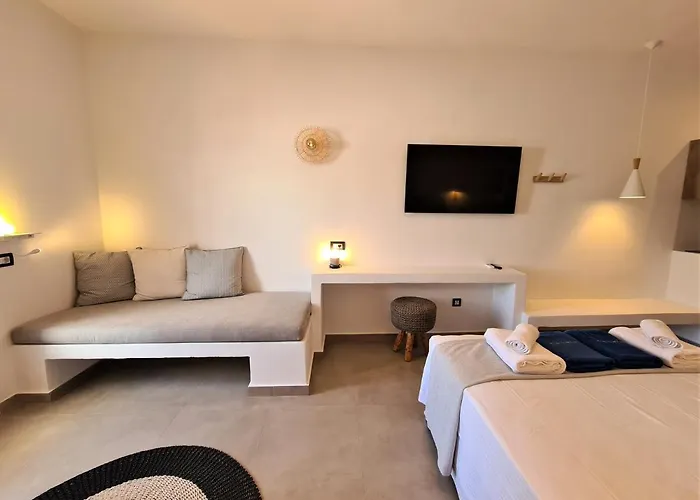 Kouros Village Αντίπαρος