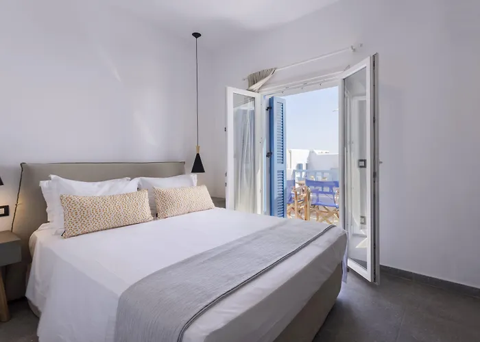 Kouros Village Hotel 3*