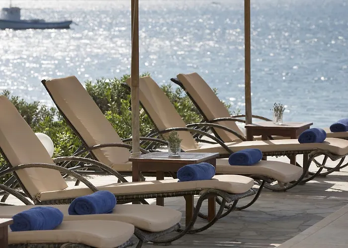 Kouros Village Hotel 3*