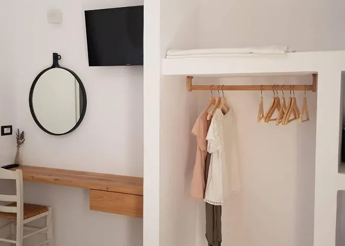 Kouros Village Hotel 3*